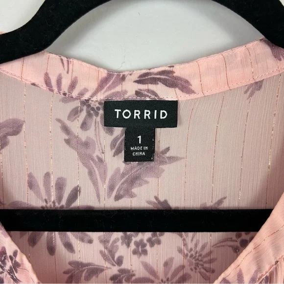 Torrid Crinkle Chiffon Pink Peasant Lurex Sheered Long Sleeve Blouse Size 1 - Picture 4 of 11
